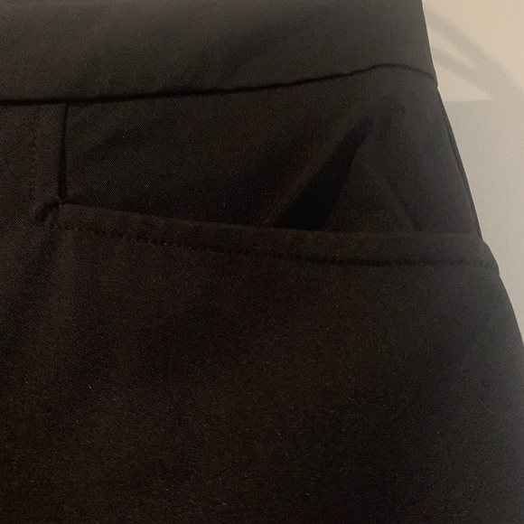 Franco Mirabelli semi-wide legs trousers with front pockets - Picture 3 of 3